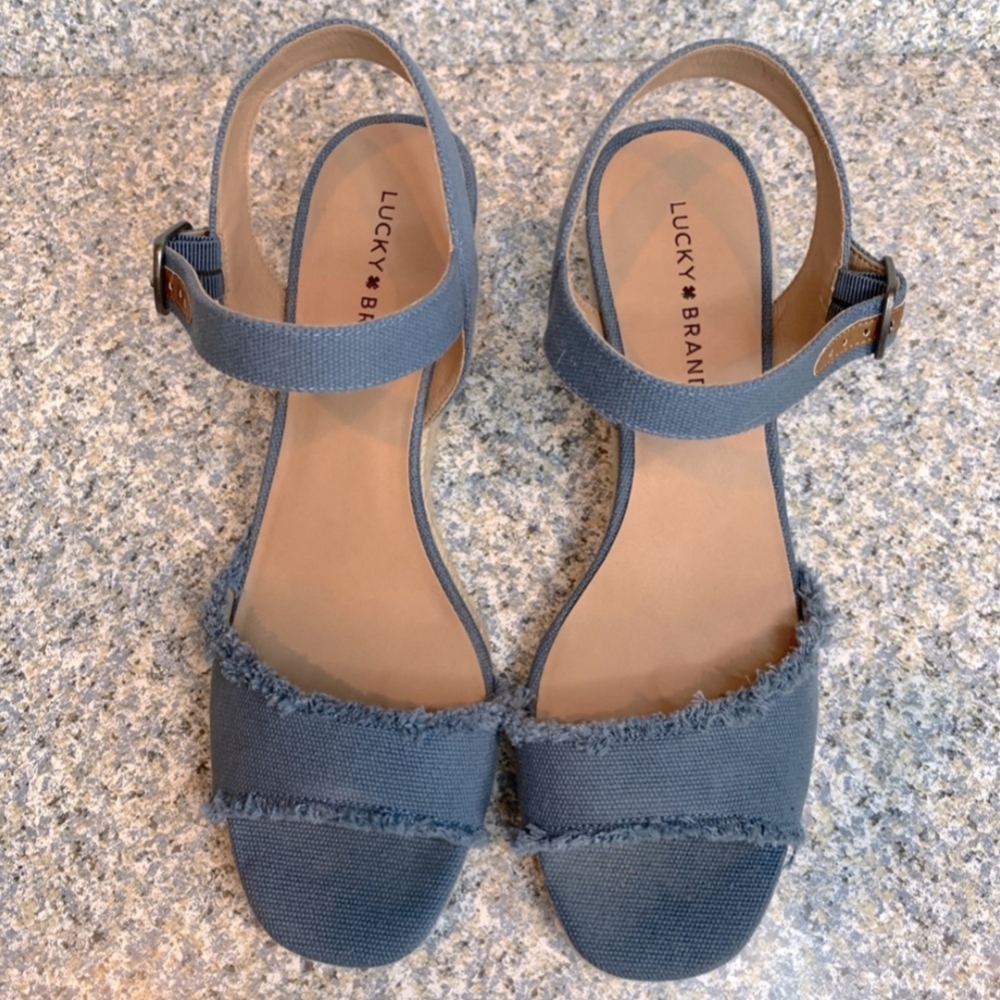 NWOT Lucky Brand Moliey Espadrille Wedge Sandal